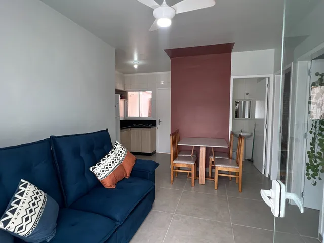 Imagem: A casa em condomínio possui 2 Dormitórios, 1 Suíte, 2