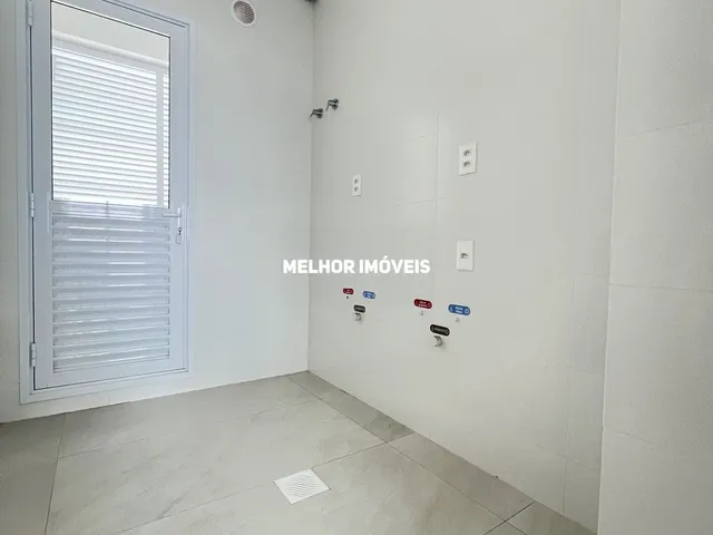 Imagem 9: Apartamento à venda com 4 quartos sendo 2 suítes e 3 vagas de garagem localizado em