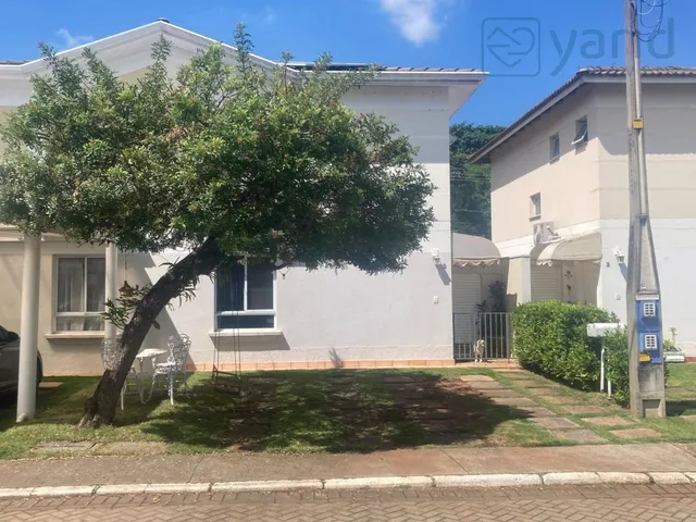 Imagem: A casa possui 3 Dormitórios, 1 Suíte, 2 Banheiros, 1 Vaga
