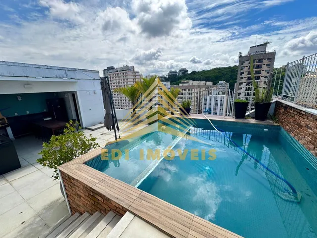 Imagem: A casa possui 4 Dormitórios, 2 Suítes, 2 Banheiros, 2