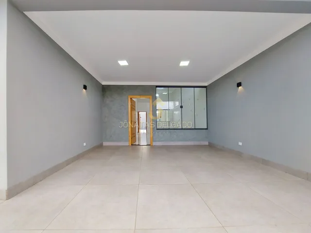 Imagem 9: Casa com piscina e 2 suítes no Jardim Munique - Maringá/PR