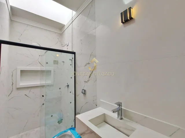 Imagem 11: Casa com piscina e 2 suítes no Jardim Munique - Maringá/PR