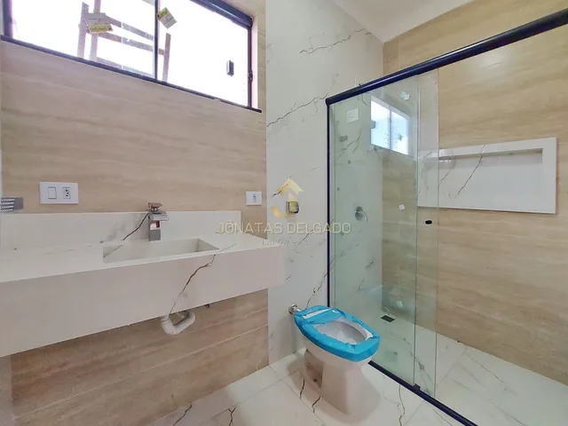Imagem 8: Casa com piscina e 2 suítes no Jardim Munique - Maringá/PR