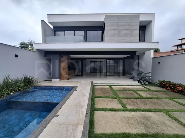 Imagem: Casa de 3 quartos e com 180m², à venda