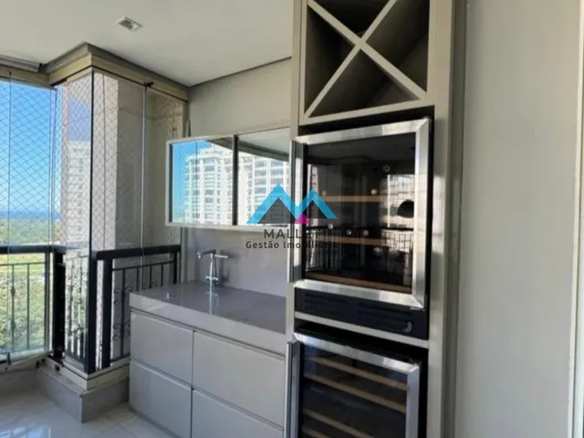 Imagem 11: Lindo apartamento de luxo, 288,54 m², com 4 suítes, todo reformado e mobiliado, à