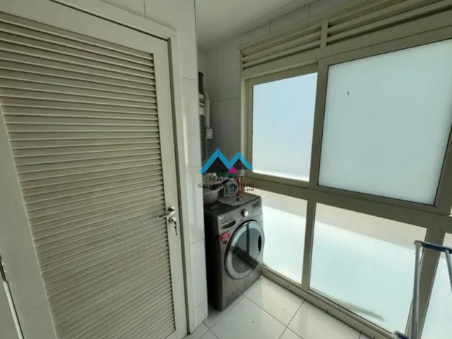 Imagem 3: Lindo apartamento de luxo, 288,54 m², com 4 suítes, todo reformado e mobiliado, à