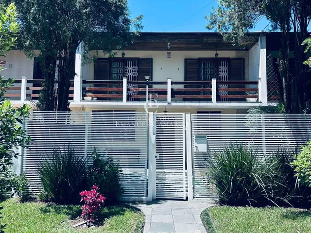 Imagem 2: Sobrado à venda em Curitiba, Ahú, com 3 quartos, 225m²