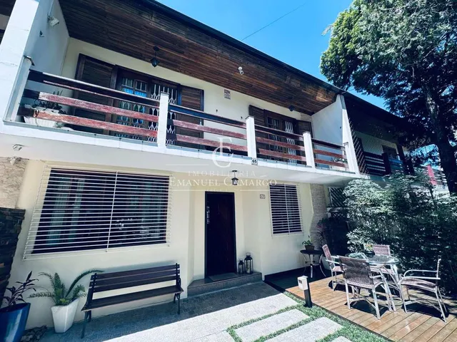 Imagem 3: Sobrado à venda em Curitiba, Ahú, com 3 quartos, 225m²