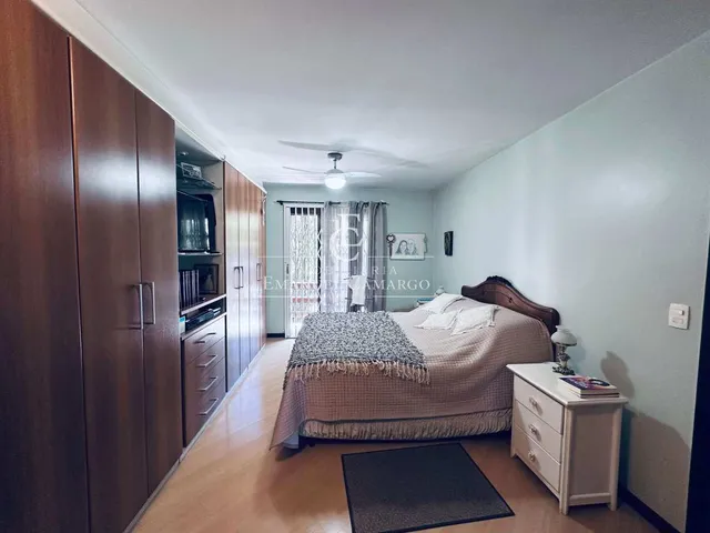 Imagem 13: Sobrado à venda em Curitiba, Ahú, com 3 quartos, 225m²