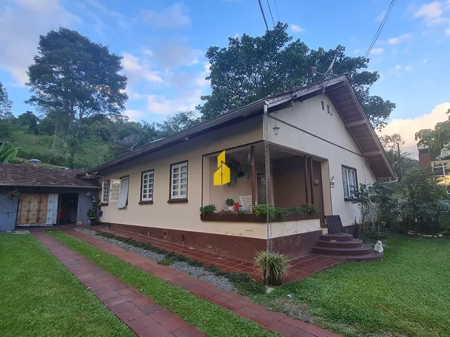 Imagem: Casa com potencial comercial em Timbó-SC