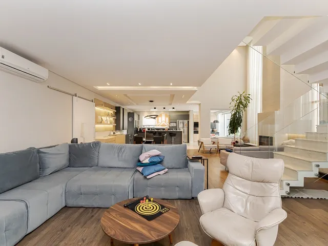 Imagem 3: Casa de condomínio à venda no TINGUI, com 4 quartos, 460,00m²