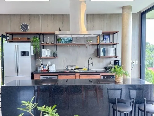 Imagem 9: Casa Duplex 400m², Terreno 756m², 6 quartos, 4 suítes, ; 4 vagas de garagem