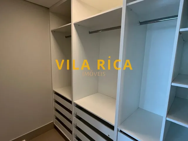 Imagem 13: 3 Dormitórios, 3 Suíte, 4 Banheiro, 2 Vagas na Garagem, 220M² de Área Construída
