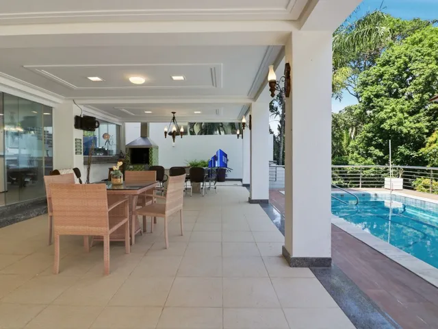 Imagem 6: CASA À VENDA EM ALPHAVILLE I SALVADOR R$ 5.500.000,00 PISCINA, ÁREA GOURMET, 7 SUÍTES