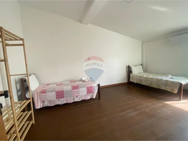 Imagem 8: Imóvel Comercial com Moradia e Garagem - Ótimo para Restaurante