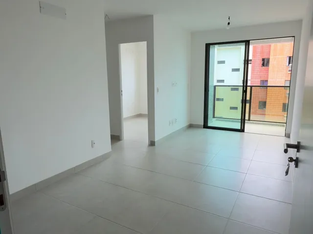 Imagem 13: 02 Quartos Sendo Um Suíte, Duas Varandas e Nascente, na Ponta Verde