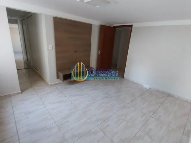 Imagem 5: Duas casas no mesmo terreno, com piscina
