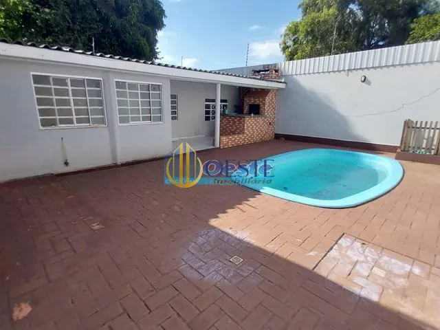 Imagem 8: Duas casas no mesmo terreno, com piscina