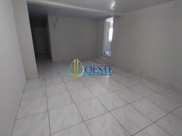 Imagem 14: Duas casas no mesmo terreno, com piscina