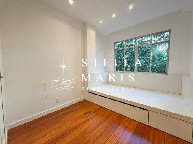 Imagem 8: Ipanema, Apartamento Recém-Reformado com 65 M2, 2 Quartos, 1 Vaga À Venda em Excelente