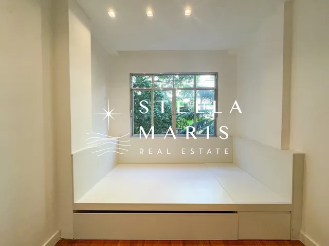 Imagem 4: Ipanema, Apartamento Recém-Reformado com 65 M2, 2 Quartos, 1 Vaga À Venda em Excelente