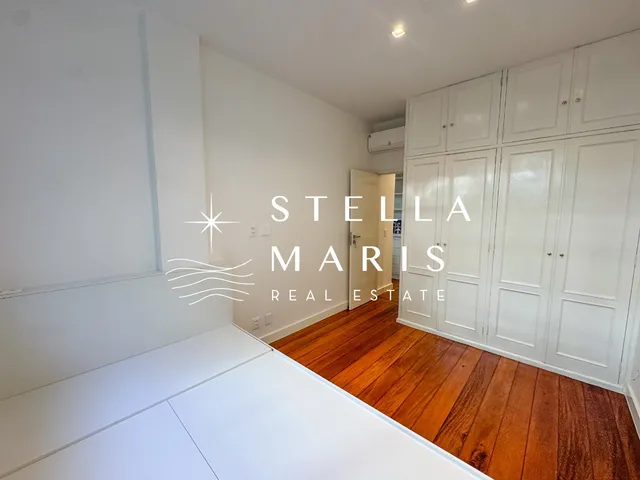 Imagem 5: Ipanema, Apartamento Recém-Reformado com 65 M2, 2 Quartos, 1 Vaga À Venda em Excelente