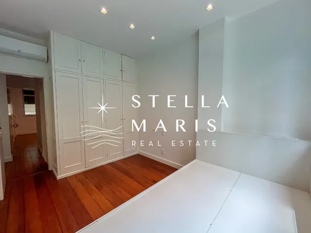 Imagem 15: Ipanema, Apartamento Recém-Reformado com 65 M2, 2 Quartos, 1 Vaga À Venda em Excelente