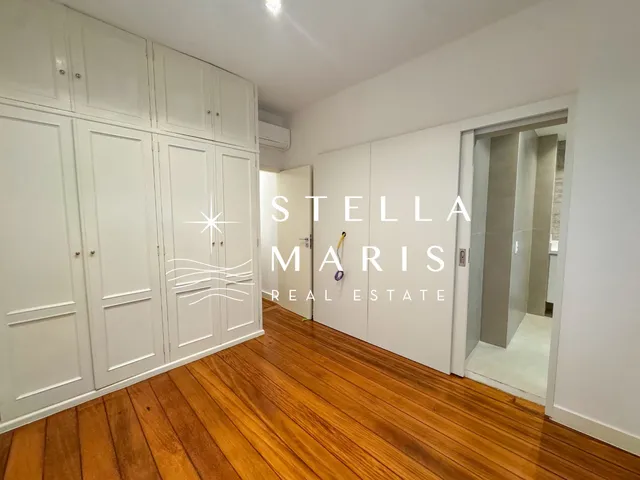 Imagem 6: Ipanema, Apartamento Recém-Reformado com 65 M2, 2 Quartos, 1 Vaga À Venda em Excelente