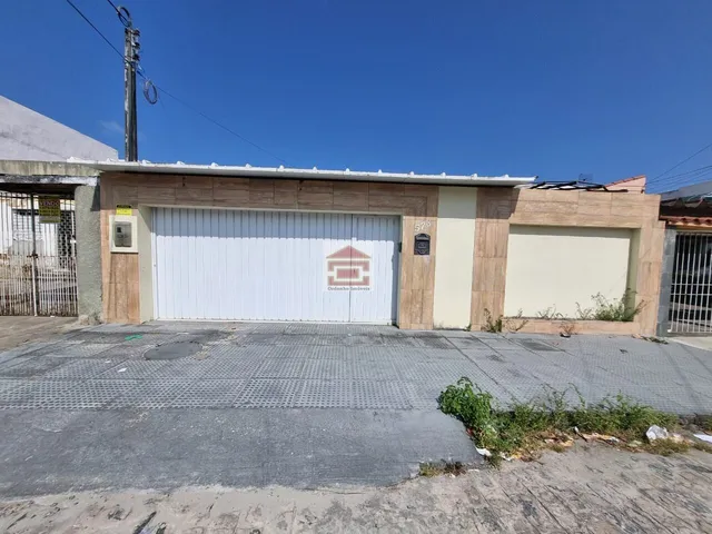 Imagem: Vendo Casa com 3 Quartos, Bairro Novo /