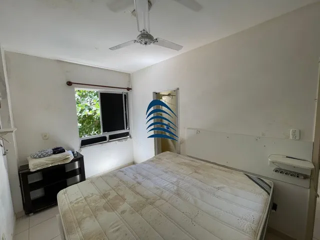 Imagem 3: Apartamento na Pituba, 57M², 2/4, Sala, Varanda Área de Serviço e Banheiro de