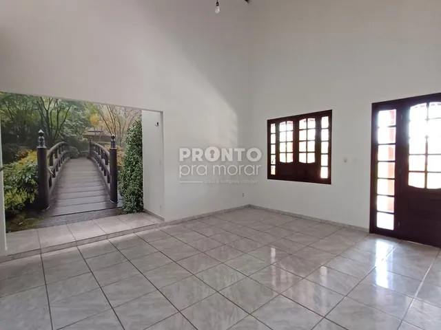 Imagem: Casa de Condomínio com 9 quartos em São