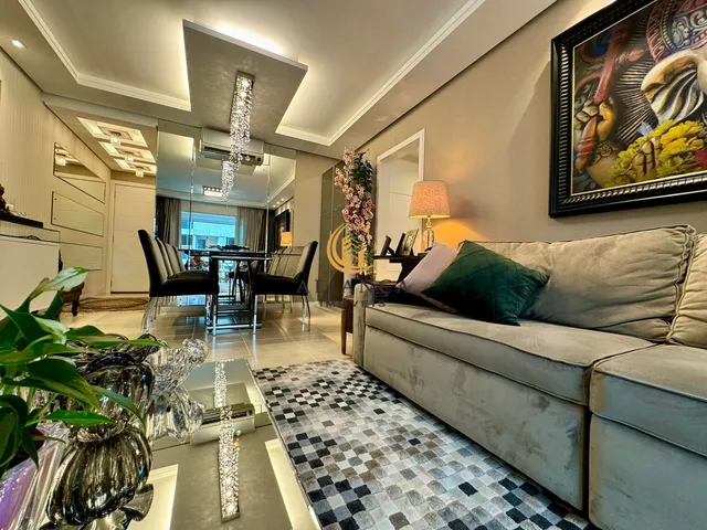 Imagem: O apartamento possui 3 Dormitórios, 1 Suíte, 1 Banheiro,
