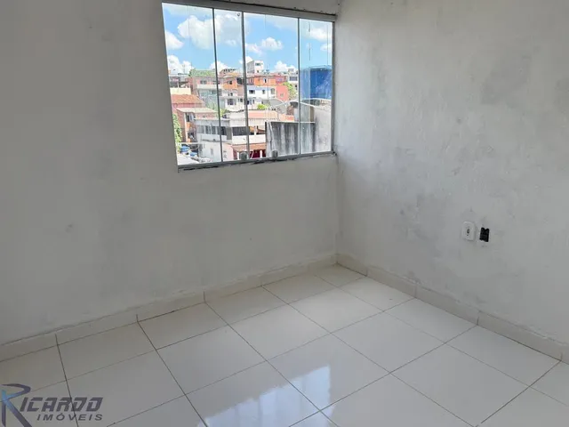 Imagem 2: Oportunidade! Prédio em região central, perto de tudo, com 3 apartamentos prontos e 1 a