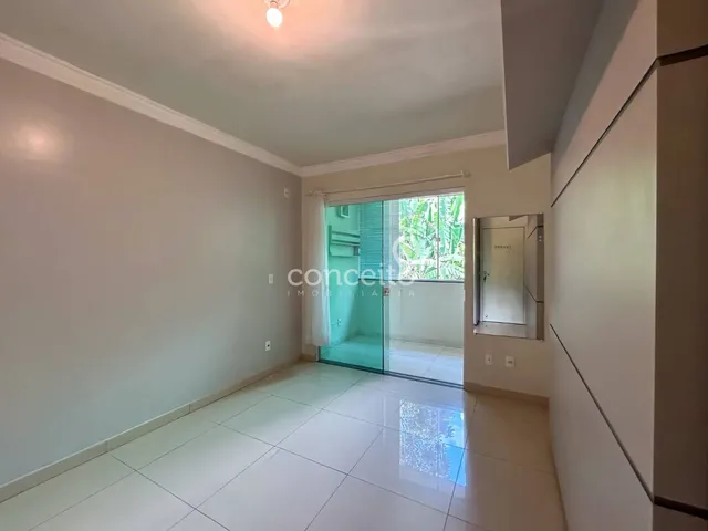 Imagem 4: Sobrado Semimobiliado com 2 Dormitórios na Água Verde!