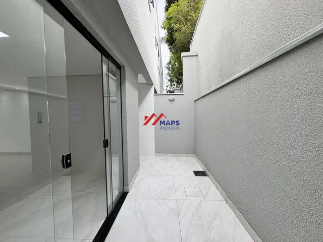 Imagem 5: Casa geminada à venda com três quartos, suíte e uma vaga, no bairro Planalto - Belo