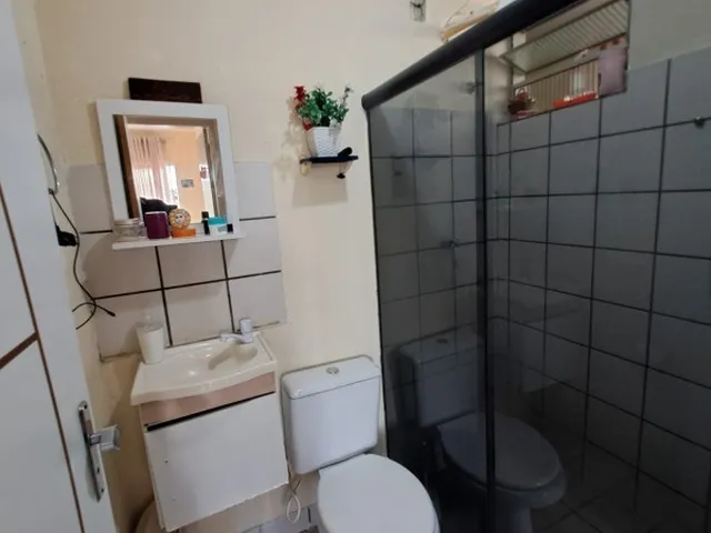 Imagem 11: VENDO Apartamento em Camaçari, 2/4, sala, cozinha, banheiro, área de serviço e com uma