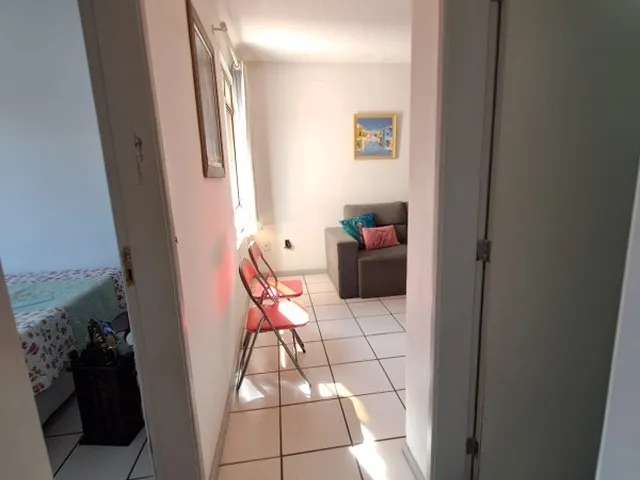 Imagem 3: VENDO APARTAMENTO 37,62 m², Cond. Nova Camaçari, 2/4, sala, cozinha com area de