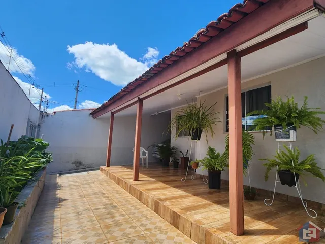 Imagem: Casa no Jardim Esperança, Patos de Minas/Mg