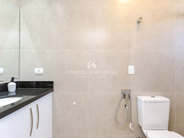 Imagem 5: Casa no Ecoville com 3 Suítes, Quintal com Churrasqueira e 182m² Privativos