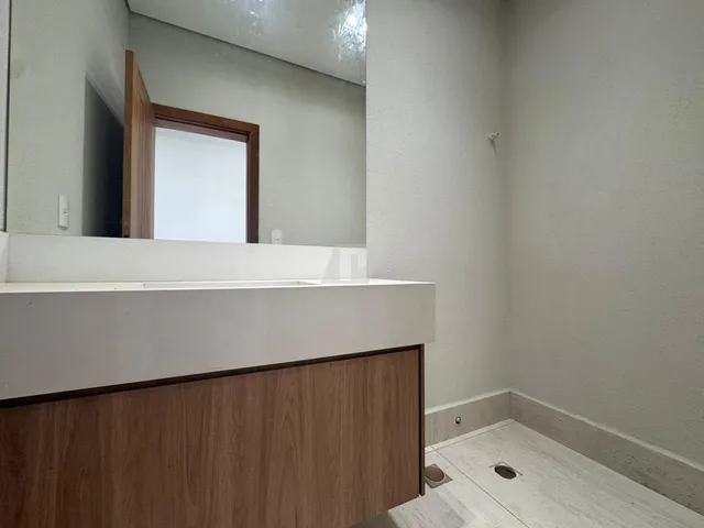 Imagem 10: Casa em condomínio à venda em Piracicaba-SP, bairro Ondas. 3 quartos, 3 suítes, 1