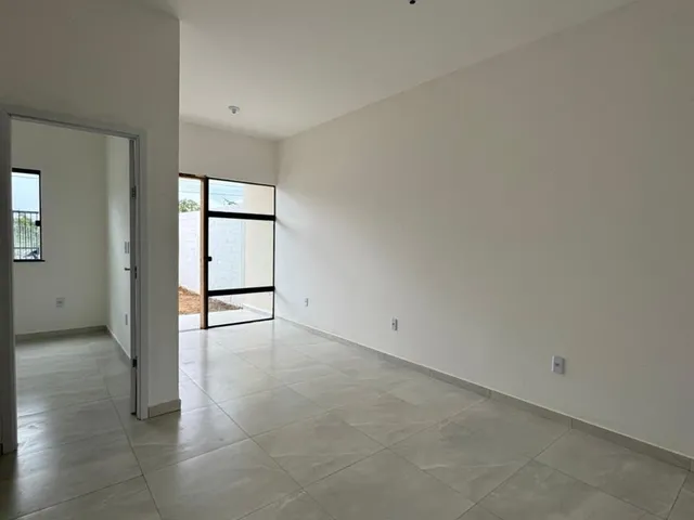 Imagem: Casa residencial para Venda em rua pública