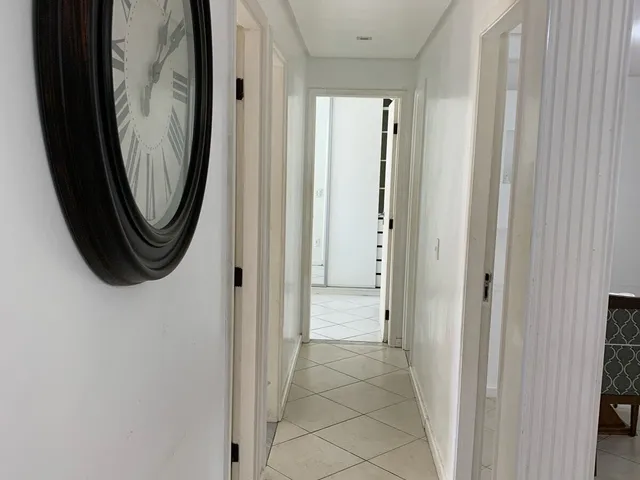 Imagem 8: Alugo em Oportunidade Apartamento Mobiliado com 197M2 com 4/4 em Condomínio