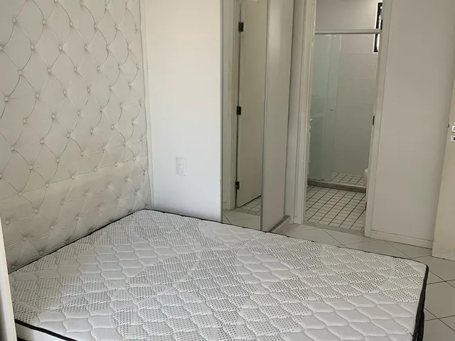 Imagem 4: Alugo em Oportunidade Apartamento Mobiliado com 197M2 com 4/4 em Condomínio