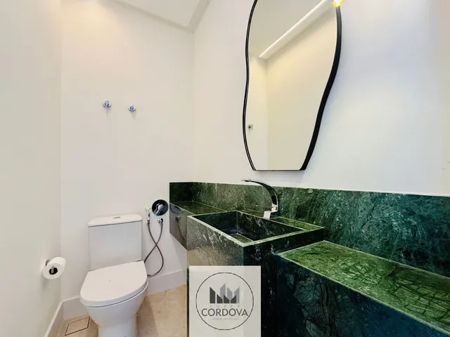 Imagem 16: Imperdível! Casa de luxo com 4 suítes e 3 vagas de garagem em Balneário Camboriú-SC