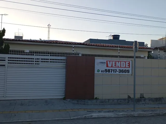 Imagem: Bela Casa em Excelente Localização em