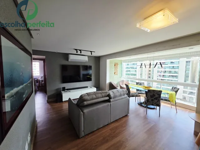 Imagem: O apartamento possui 2 Dormitórios, 1 Suíte, 2 Banheiros,