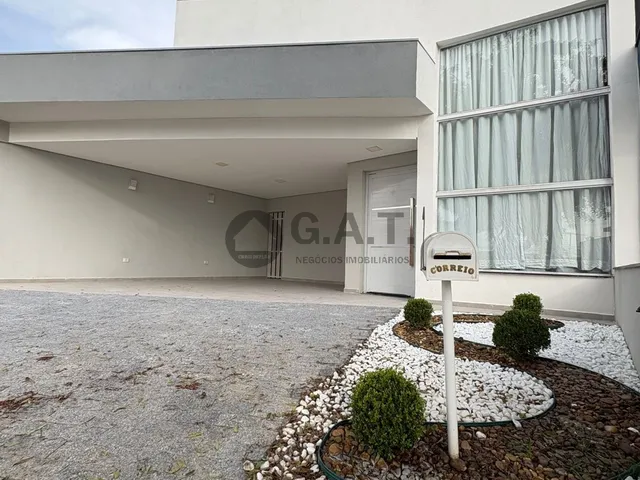 Imagem: Casa em Condomínio À Venda em Sorocaba-Sp