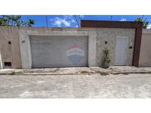 Imagem 2: Casa com 3 Pavimentos no Village III – Ideal para Moradia ou Investimento