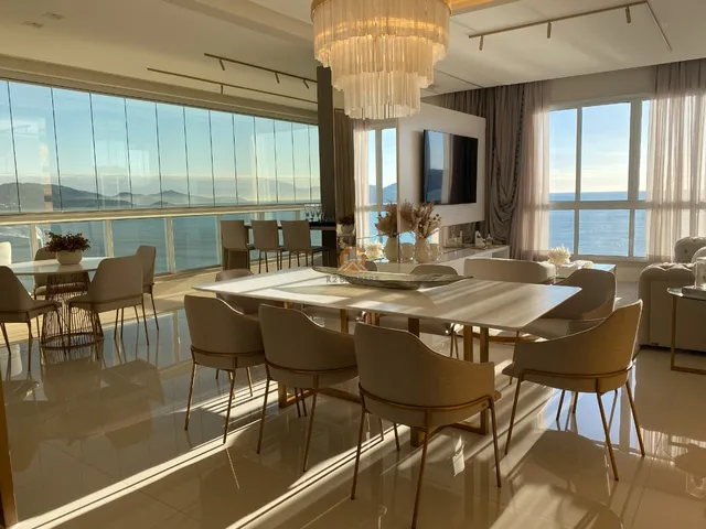 Imagem: Apartamento Decorado À Venda com 4 Suítes