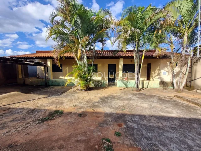 Imagem: Casa 3 Quartos 2 Lojas Comerciais, Lote